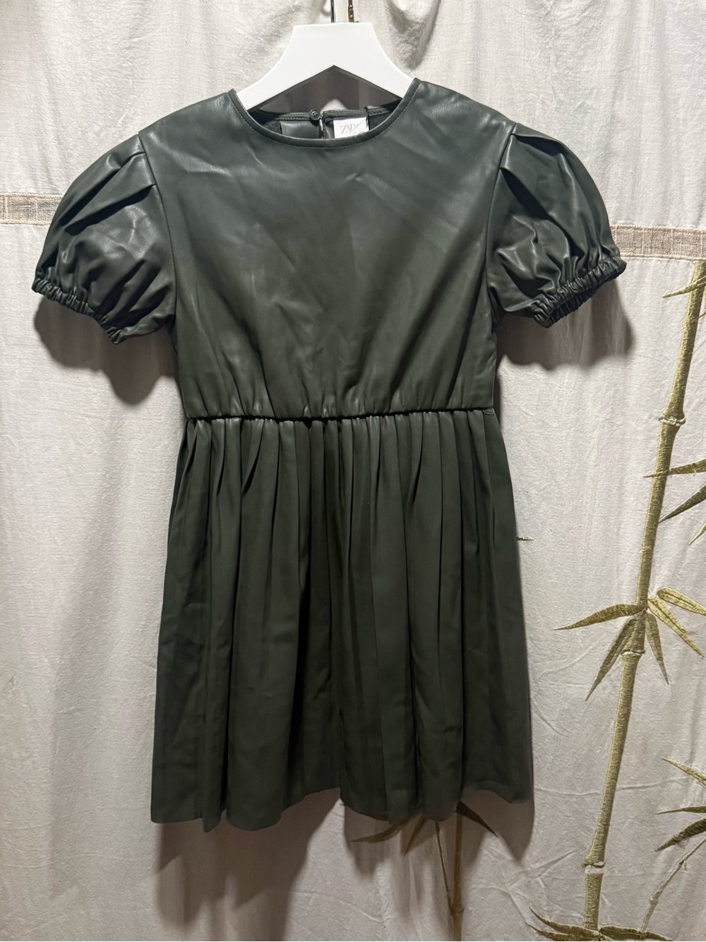 NWT little girl’s dark green puff sleeve dress